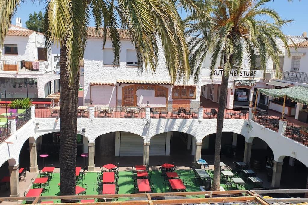 Appartement A Empuriabrava Luaran gambar